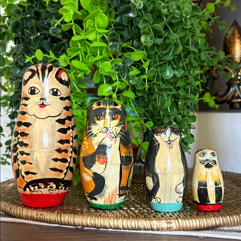 💎RARE💎True Vintage Authentic Models Holland Wood Cat Nesting “Dolls”